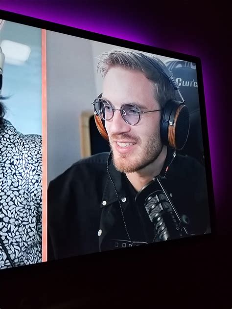 pewdiepie round glasses|PewDiePie .